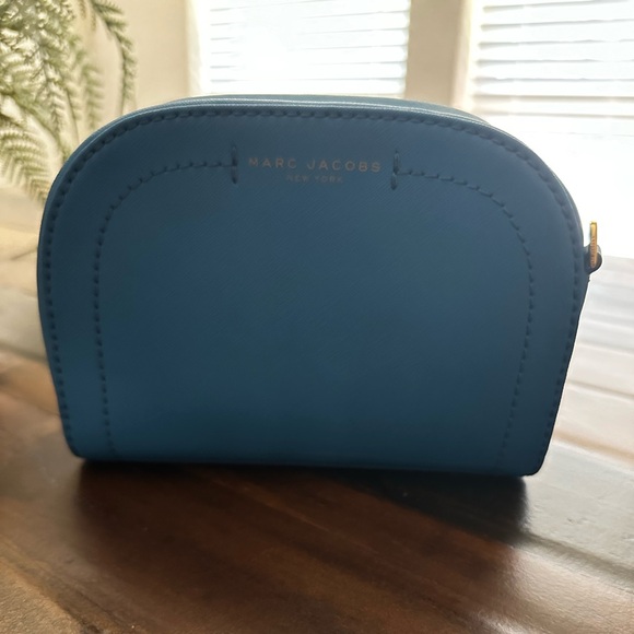 Marc Jacobs designer purse - Picture 2 of 4
